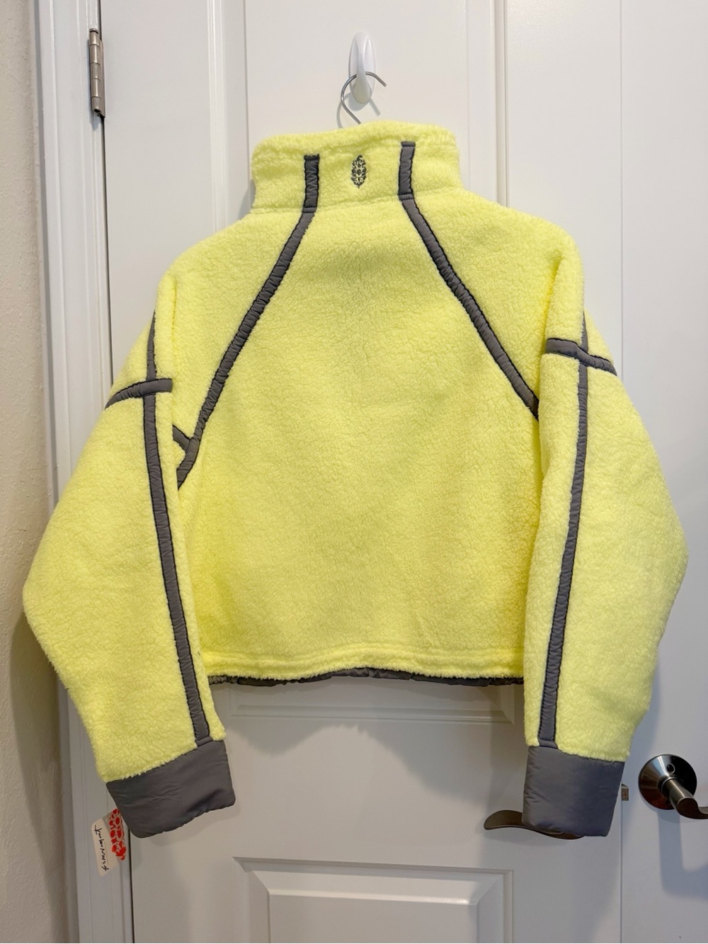 FREE PEOPLE MOVEMENT Mountain High Half Zip Fleece Sour Citrus Combo NWT XS - Picture 4 of 9